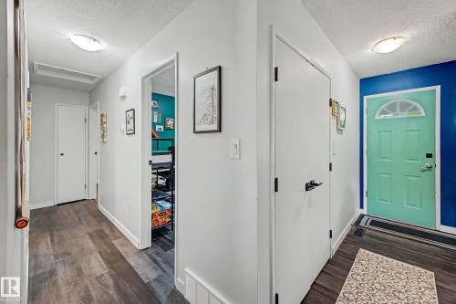 48 Aspen Crescent, St. Albert, AB - Indoor Photo Showing Other Room