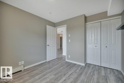 #201 534 Watt Bv Sw, Edmonton, AB - Indoor Photo Showing Other Room