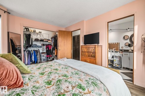 #201 10743 107 St Nw, Edmonton, AB - Indoor Photo Showing Bedroom