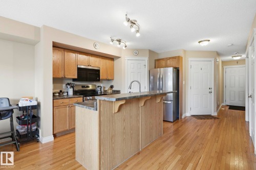91 Hartwick Loop, Spruce Grove, AB - Indoor Photo Showing Kitchen With Stainless Steel Kitchen