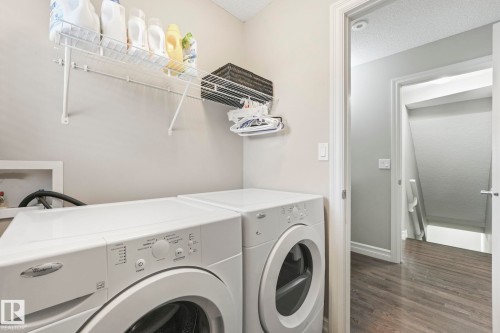 5505 3 Avenue Sw, Edmonton, AB - Indoor Photo Showing Laundry Room