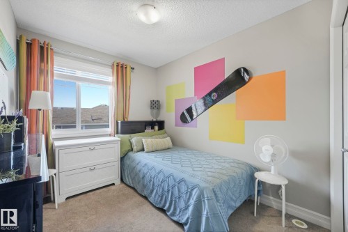 5505 3 Avenue Sw, Edmonton, AB - Indoor Photo Showing Bedroom