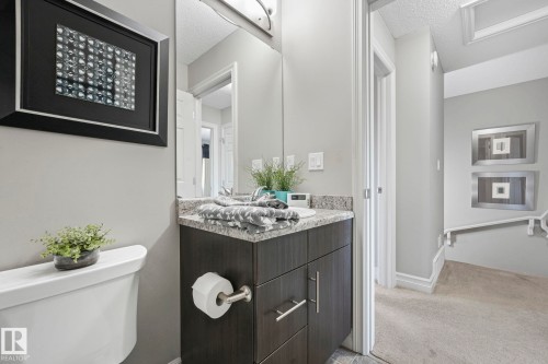 5505 3 Avenue Sw, Edmonton, AB - Indoor