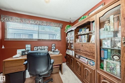 17707 84 Avenue, Edmonton, AB - Indoor Photo Showing Office