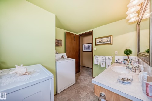 17707 84 Avenue, Edmonton, AB - Indoor Photo Showing Laundry Room