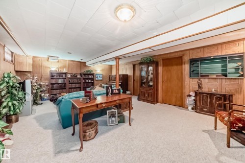 17707 84 Avenue, Edmonton, AB - Indoor Photo Showing Other Room