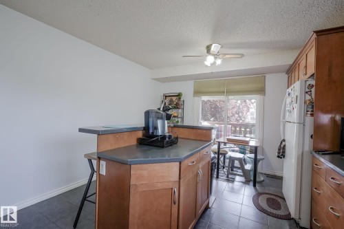 7011 190 Street Nw, Edmonton, AB - Indoor Photo Showing Office