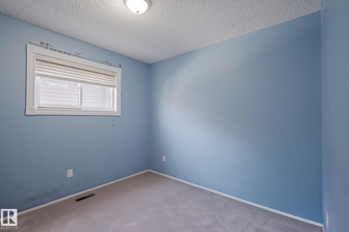 7011 190 Street Nw, Edmonton, AB - Indoor Photo Showing Other Room