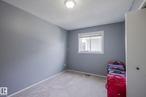 7011 190 Street Nw, Edmonton, AB - Indoor