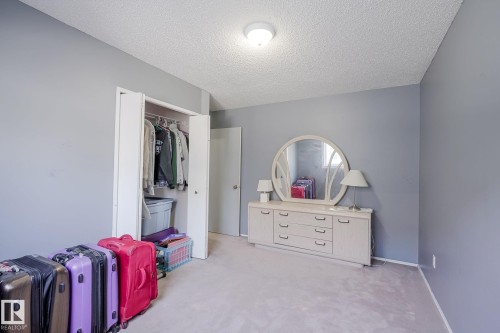 7011 190 Street Nw, Edmonton, AB - Indoor Photo Showing Other Room