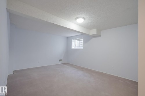 7011 190 Street Nw, Edmonton, AB - Indoor Photo Showing Other Room