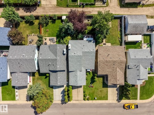 7011 190 Street Nw, Edmonton, AB - Outdoor