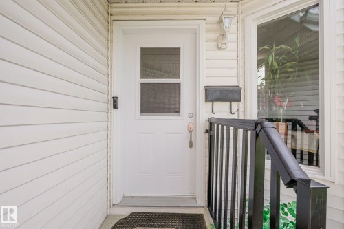 7011 190 Street Nw, Edmonton, AB - Outdoor With Exterior