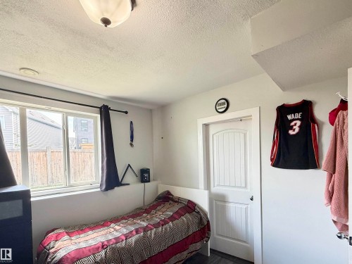 #29 723 172 St Sw, Edmonton, AB - Indoor Photo Showing Bedroom