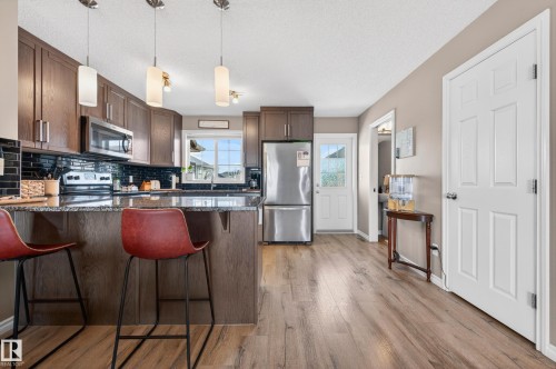 #66 20 Augustine Cr, Sherwood Park, AB - Indoor Photo Showing Kitchen With Upgraded Kitchen