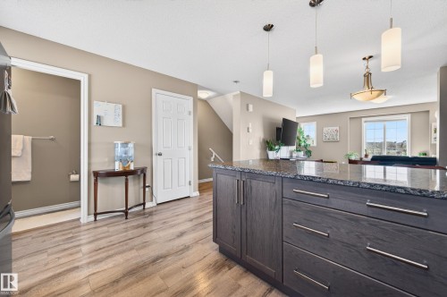 #66 20 Augustine Cr, Sherwood Park, AB - Indoor Photo Showing Kitchen With Upgraded Kitchen