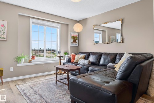 #66 20 Augustine Cr, Sherwood Park, AB - Indoor Photo Showing Living Room