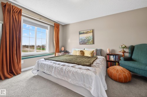 #66 20 Augustine Cr, Sherwood Park, AB - Indoor Photo Showing Bedroom