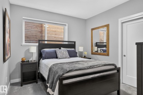 14011 101 Avenue Nw, Edmonton, AB - Indoor Photo Showing Bedroom