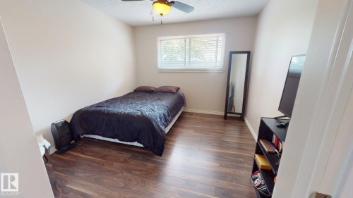 5 Marchand Place, St. Albert, AB - Indoor Photo Showing Bedroom