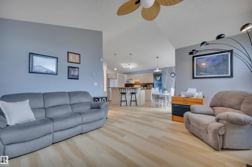 15 Douglas Crescent, Leduc, AB - Indoor Photo Showing Living Room