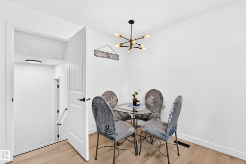 8033 27 Avenue Nw, Edmonton, AB - Indoor Photo Showing Dining Room