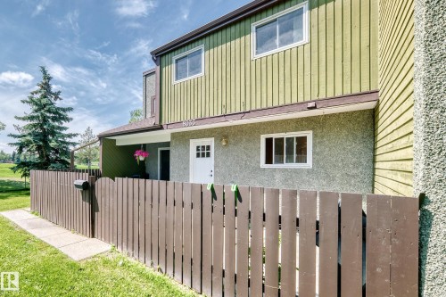 8033 27 Avenue Nw, Edmonton, AB - Outdoor With Exterior
