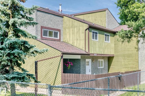 8033 27 Avenue Nw, Edmonton, AB - Outdoor With Exterior