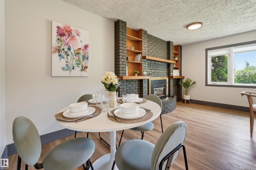 Dining area - 8716 130 Avenue Nw, Edmonton, AB - Indoor Photo Showing Dining Room