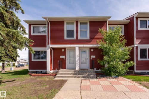 #2 4707 126 Av Nw, Edmonton, AB - Outdoor With Facade