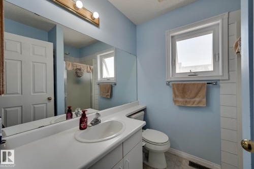5507 179 Street, Edmonton, AB - Indoor Photo Showing Bathroom