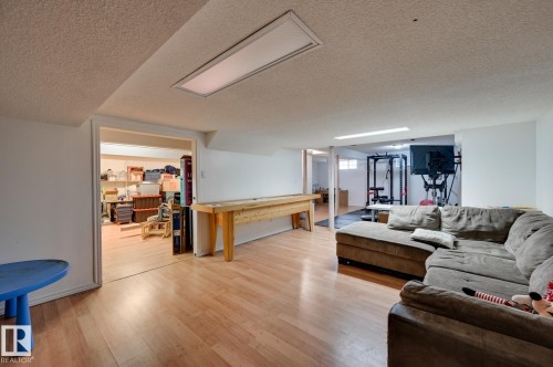 5507 179 Street, Edmonton, AB - Indoor