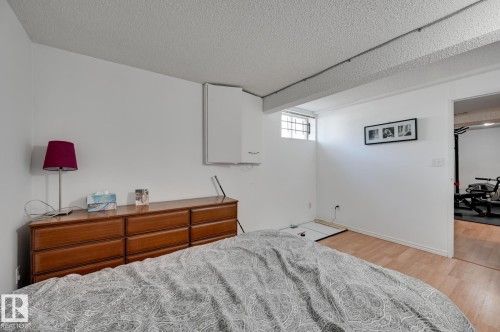 5507 179 Street, Edmonton, AB - Indoor Photo Showing Bedroom
