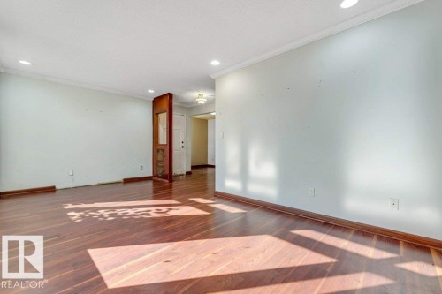 4337 38 Street Nw, Edmonton, AB - Indoor Photo Showing Other Room