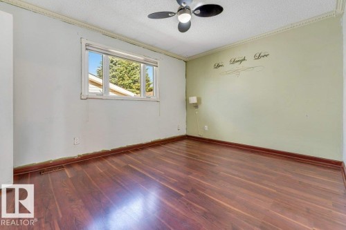 4337 38 Street Nw, Edmonton, AB - Indoor Photo Showing Other Room