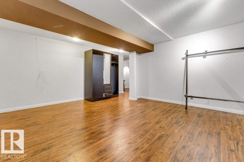 4337 38 Street Nw, Edmonton, AB - Indoor Photo Showing Other Room