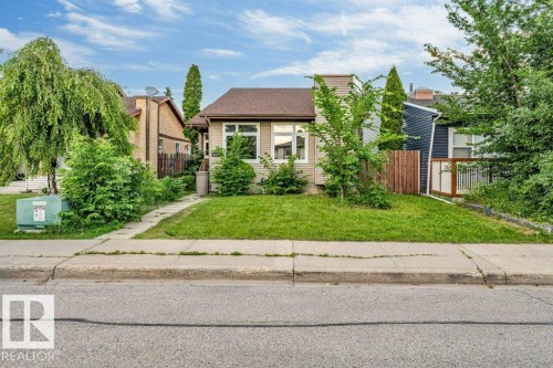 4337 38 Street Nw, Edmonton, AB - Outdoor