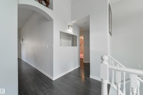 417 Hollick-Kenyon Road Nw, Edmonton, AB - Indoor Photo Showing Other Room