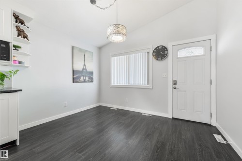 417 Hollick-Kenyon Road Nw, Edmonton, AB - Indoor Photo Showing Other Room