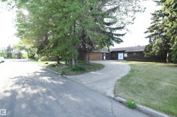 Located on a quiet street, in the heart of Gold Bar, this is a rare opportunity - 