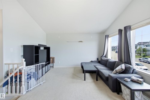 8203 5 Avenue Sw, Edmonton, AB - Indoor