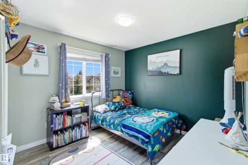 8203 5 Avenue Sw, Edmonton, AB - Indoor Photo Showing Bedroom