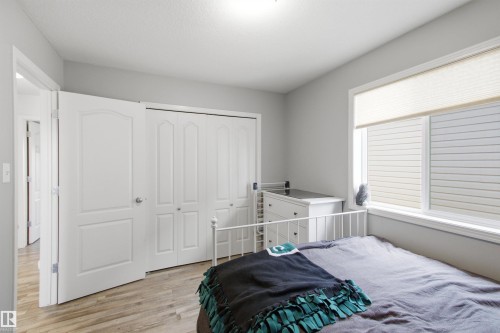 8203 5 Avenue Sw, Edmonton, AB - Indoor Photo Showing Bedroom
