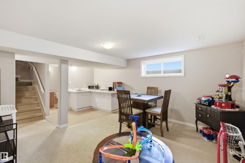 8203 5 Avenue Sw, Edmonton, AB - Indoor