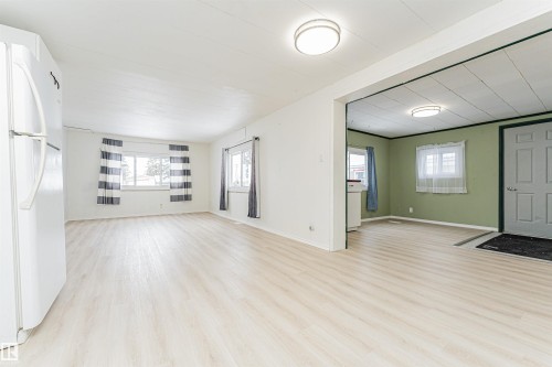 10410 101 A Street, Morinville, AB 