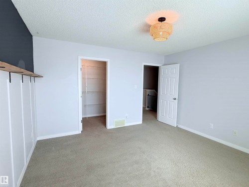 7819 173 Avenue, Edmonton, AB - Indoor Photo Showing Other Room