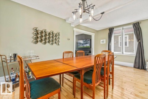 11328 65 Street Nw, Edmonton, AB - Indoor Photo Showing Dining Room