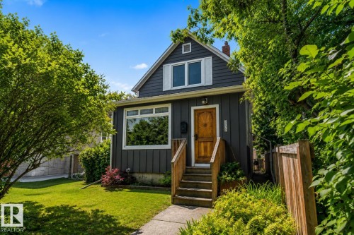 11328 65 Street Nw, Edmonton, AB - Outdoor