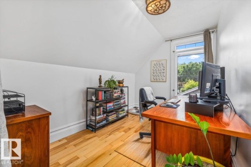 11328 65 Street Nw, Edmonton, AB - Indoor Photo Showing Office