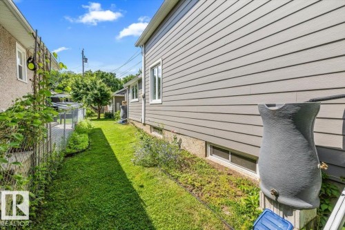 11328 65 Street Nw, Edmonton, AB - Outdoor With Exterior